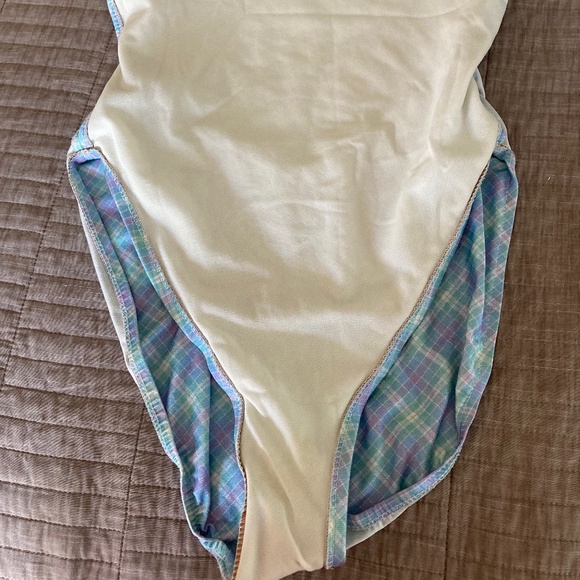 Bathing Suit w Two Button Accent Mid 1980's - Picture 11 of 13